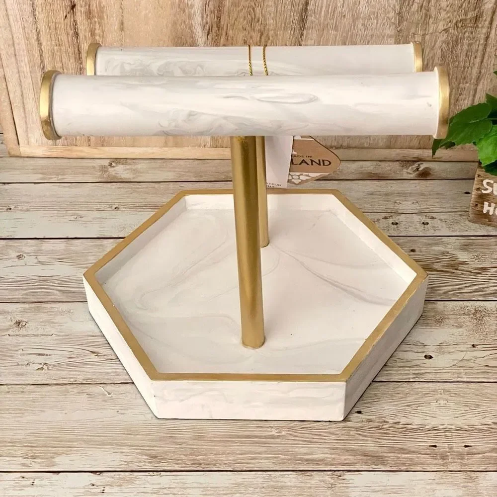NWT Made in Thailand Marble like jewelry holder Organizer with 2 rods & Tray
